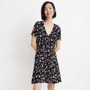 Madewell V-Neck Button-Front Mini Dress in Drifting Flowers
